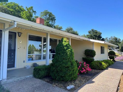 4983 Milden Rd, Martinez, CA, 94553-4538 | Card Image