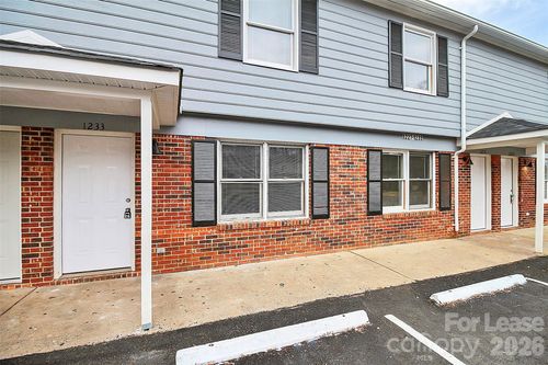 1233 Anderson St, Gastonia, NC, 28054-1031 | Card Image