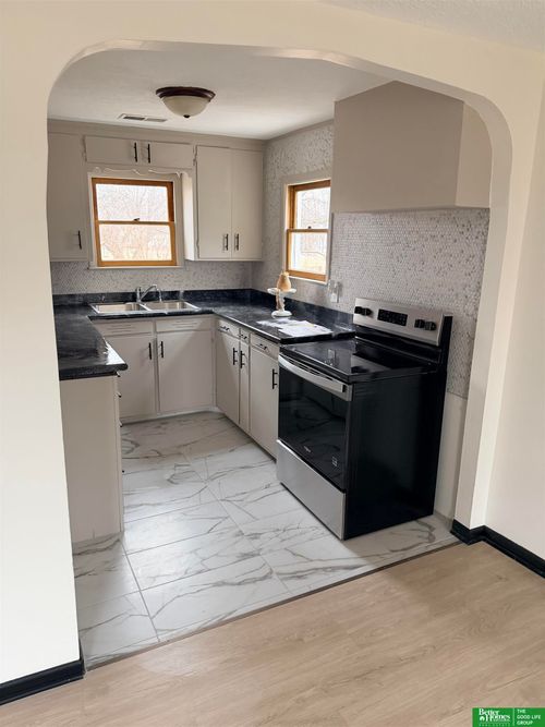 610 Oak St, Greenwood, NE, 68366-2565 | Card Image