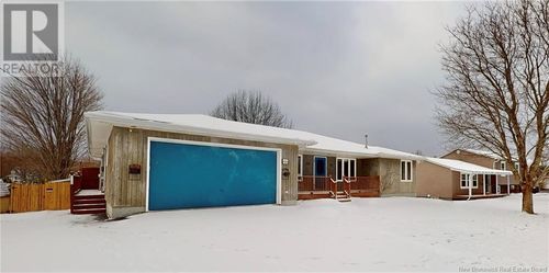 46 Clover Crt, Sussex, NB, E4E2L9 | Card Image