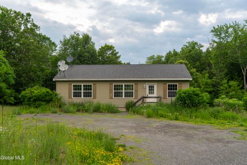 79 Keller Ln, Granville, NY, 12832-2730 | Card Image