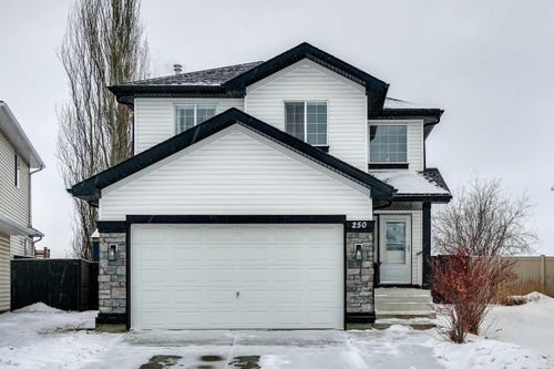 250 Chapalina Pl Se, Calgary, AB, T2X3P4 | Card Image