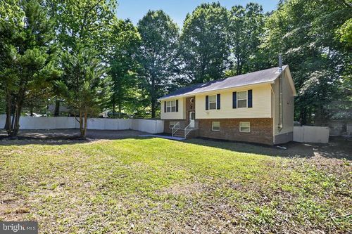 9 W Briar Dr, STAFFORD, VA, 22556-1202 | Card Image