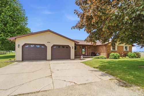 4941 N Overland Road, Hobart, WI, 54155 | Card Image