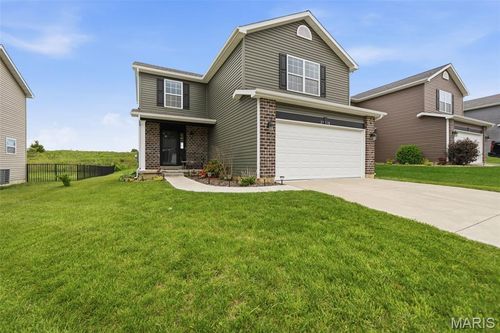 27518 Forest Ridge Dr, Warrenton, MO, 63383-6563 | Card Image