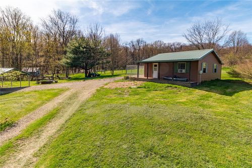 2939 Perry Hwy, Hadley, PA, 16130-2623 | Card Image