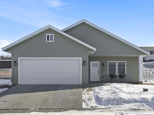 877 18th St, Zumbrota, MN, 55992-5196 | Card Image