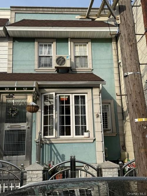 9109 139th Street, New York, NY, 11435 | Card Image