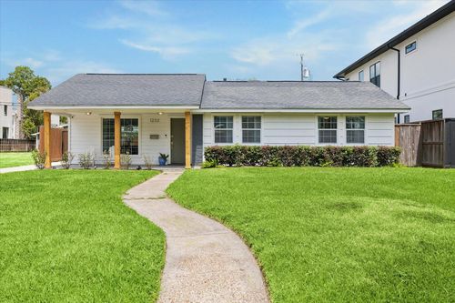 1232 Chantilly Ln, Houston, TX, 77018-3115 | Card Image