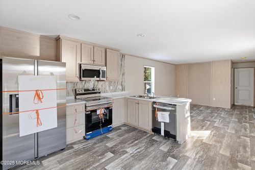 2 Lace Bark Ln, Jackson, NJ, 08527-3034 | Card Image