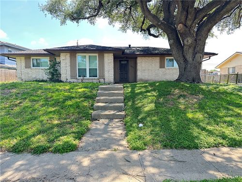 10733 Timbergrove Ln, Corpus Christi, TX, 78410-2511 | Card Image