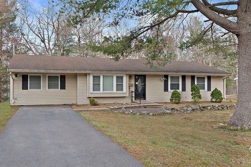 106 Sinclair Rd, Brockton, MA, 02302-4451 | Card Image