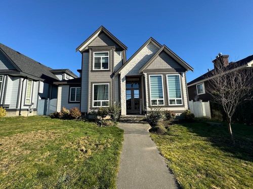 10850 156 St, Surrey, BC, V3R6J6 | Card Image