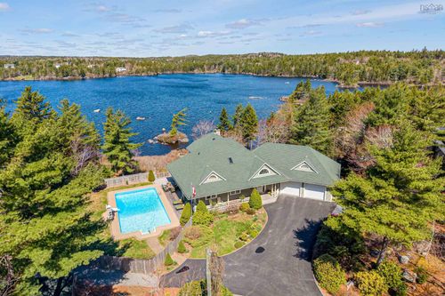 243 Lakeshore Dr, Hammonds Plains, NS, B4B1X1 | Card Image