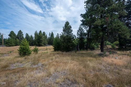 51596 Dorrance Meadow Rd, La Pine, OR, 97739-7547 | Card Image