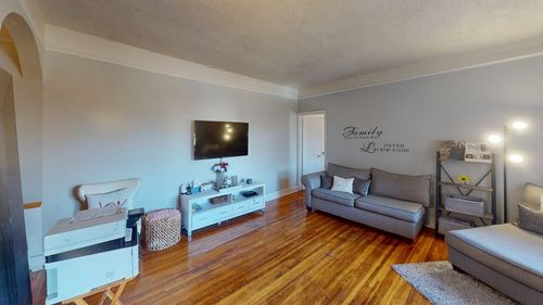 apt-2d-590 E 3rd St, Mount Vernon, NY, 10553-1824 | Card Image