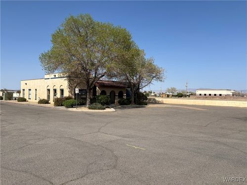 1755 Airway Ave, Kingman, AZ, 86409-3620 | Card Image