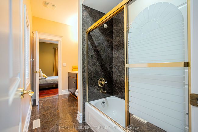26 Jacob Brill Cres, House other with 6 bedrooms, 5 bathrooms and 4 parking in Brampton ON | Image 34