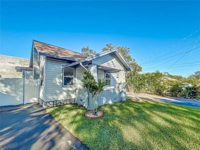 2918 24 Th Street N, House other with 1 bedrooms, 1 bathrooms and null parking in SAINT PETERSBURG FL | Image 2