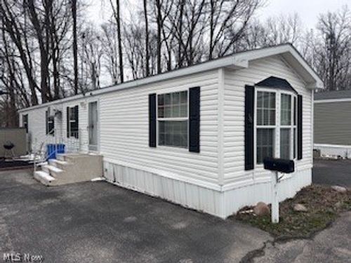 58-37223 Euclid Ave, Willoughby, OH, 44094-5645 | Card Image