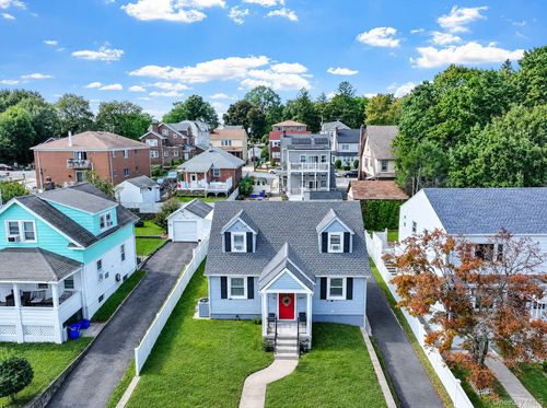 95 aka 93 Sumner Avenue, Yonkers, NY, 10704 | Card Image