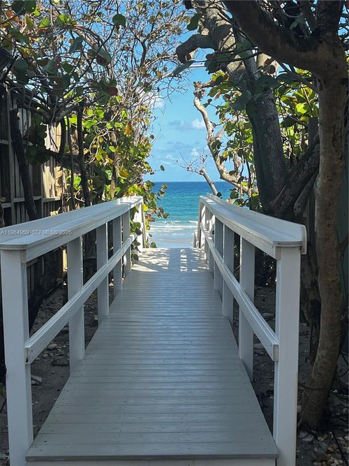 apt-102-3604 S Ocean Blvd, Highland Beach, FL, 33487-3342 | Card Image