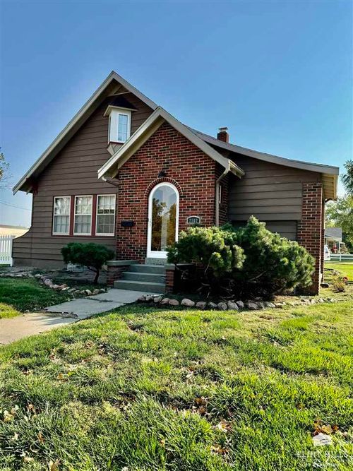 2102 6th Street, Clay Center, KS, 67432 | Card Image