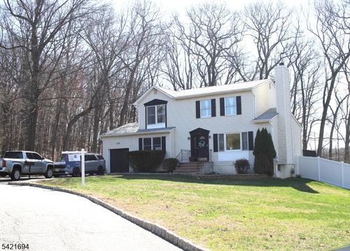 72 Orben Dr, Landing, NJ, 07850-1806 | Card Image