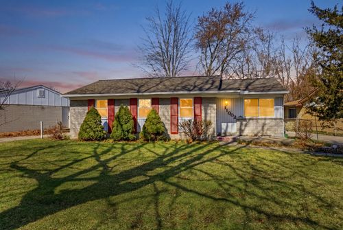 11002 Buchanan St, Van Buren Twp, MI, 48111-3454 | Card Image