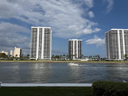 107-28 Yacht Club Dr, North Palm Beach, FL, 33408-3985 | Card Image