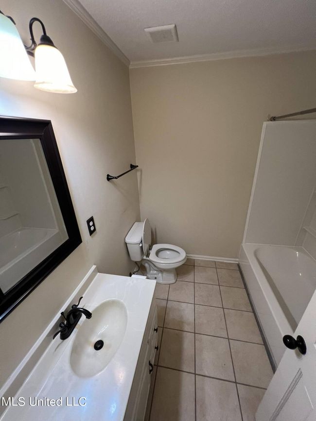 2nd Bath | Image 14
