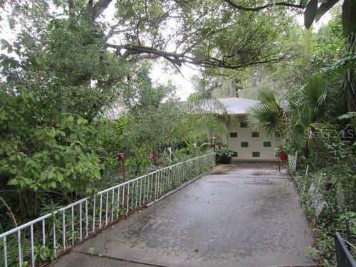 1329 Herndon Ave, Deltona, FL, 32725-9046 | Card Image