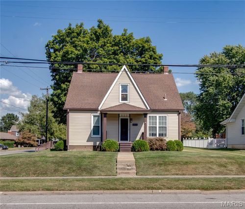 800 Saint Clair Ave, Collinsville, IL, 62234-2048 | Card Image