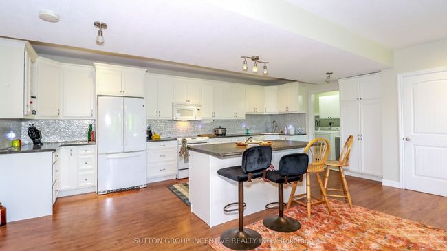 65 Big Sound Rd, House other with 7 bedrooms, 5 bathrooms and 24 parking in Nobel ON | Image 31