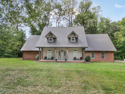 52 Ogden Rd, Natchez, MS, 39120-9743 | Card Image
