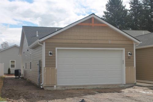 32 Mackin Ct, Kalispell, MT, 59901-6220 | Card Image
