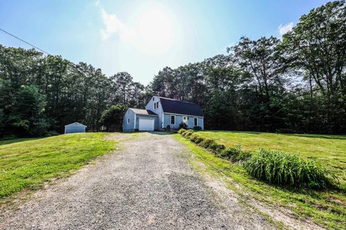 81 Abbot Hill Acres Rd, Wilton, NH, 03086-5932 | Card Image