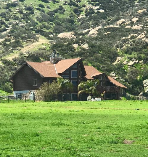15135 Del Rita Rd, Banning, CA, 92220 | Card Image