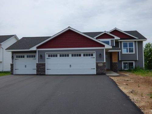 1025 Pheasant Run, New Richmond, WI, 54017-2469 | Card Image