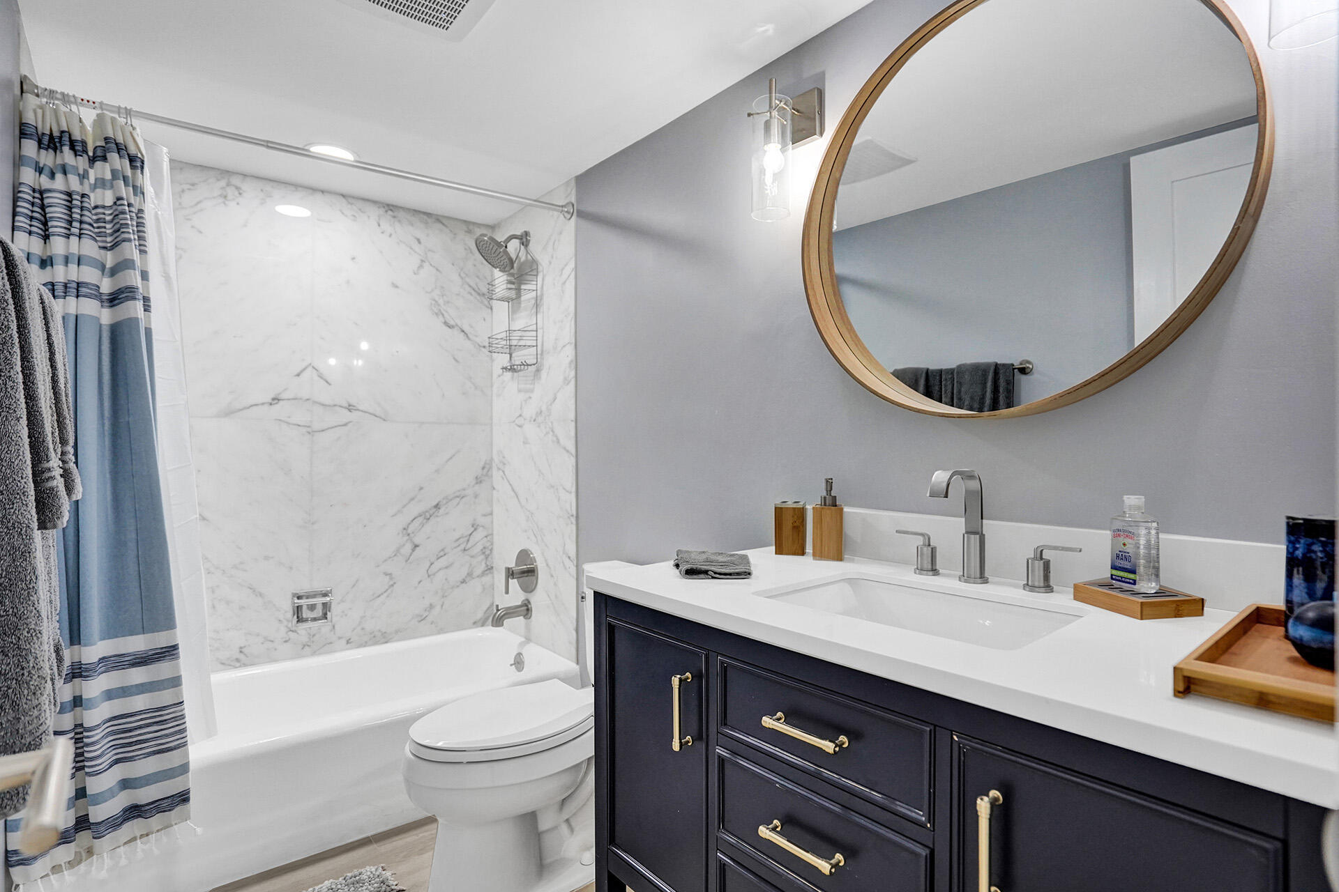 Residential Lease in Hillsboro Beach 2