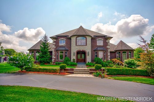 3550 64th Ave, Zeeland, MI, 49464-9516 | Card Image