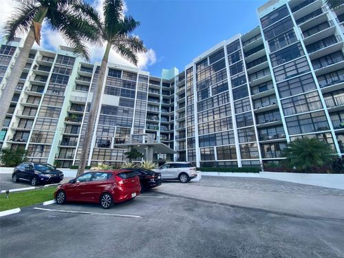 228-200 Leslie Dr, Hallandale Beach, FL, 33009-7302 | Card Image