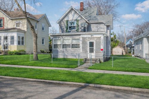 726 30th Ave N, Minneapolis, MN, 55411-1412 | Card Image