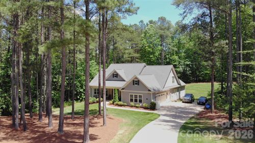 4660 Gold Finch Dr, Denver, NC, 28037-8469 | Card Image