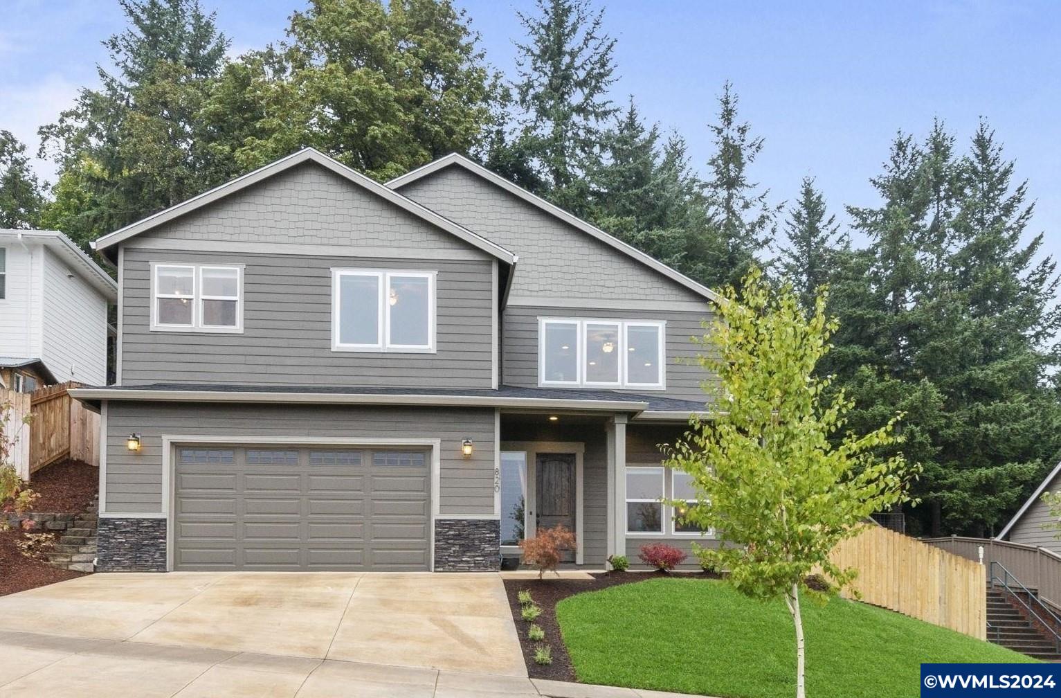 Hawk Dr, Silverton, OR 97381