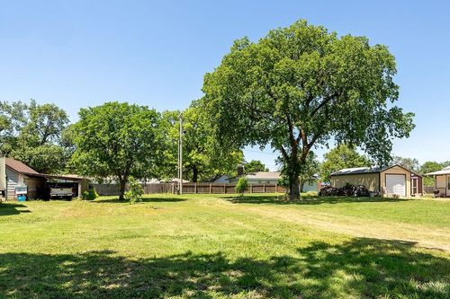 117 N Wichita St, Bentley, KS, 67016-7801 | Card Image