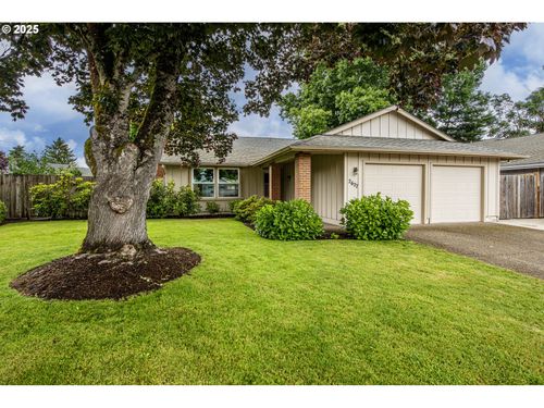 2677 Chad Dr, Eugene, OR, 97408-7307 | Card Image