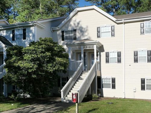 138 Kingsbury Dr, Chapel Hill, NC, 27514-1511 | Card Image