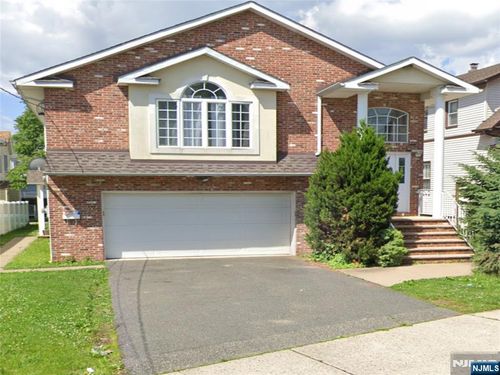 5 Charles St, Lodi, NJ, 07644-1503 | Card Image