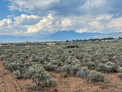 3 Taos Vista Dr, Ranchos De Taos, NM, 87557-9778 | Card Image